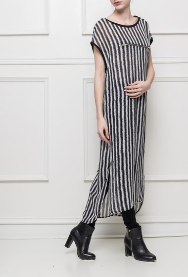 Long top or tunic with stripes, short sleeves