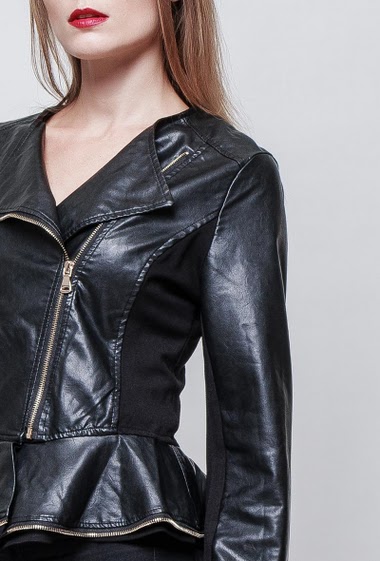 Bi-fabrics motorcycle jacket. Zipped border. Zipped closing. The model measures 177 cm and wears S.