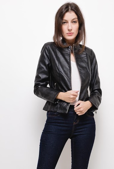 Leatherette jacket,The model measures 178cm and wears S