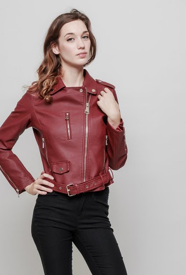 Biker jacket in imitation leather with zip closure, belt, slim fit, high-quality leatherette. The mannequin measures 177 cm and wears S