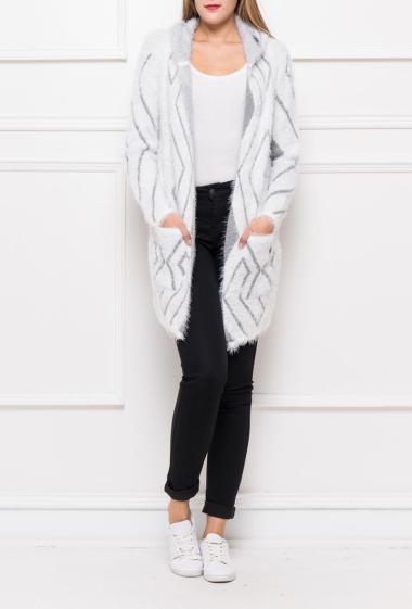 Open long cardigan in fluffy knit with graphic pattern, hood