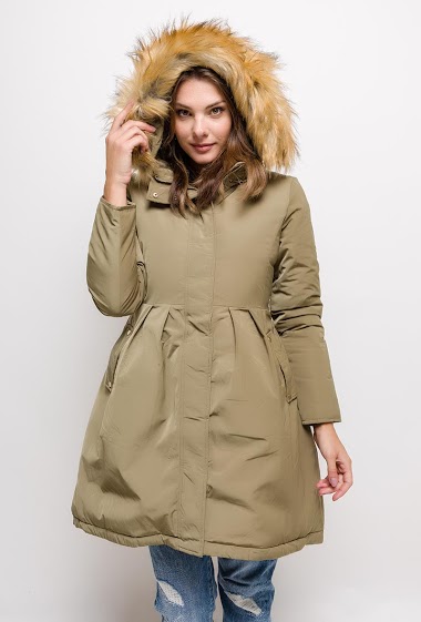 Hooded coat with removable faux fur,The model measures 175cm and wears S. Length:90cm