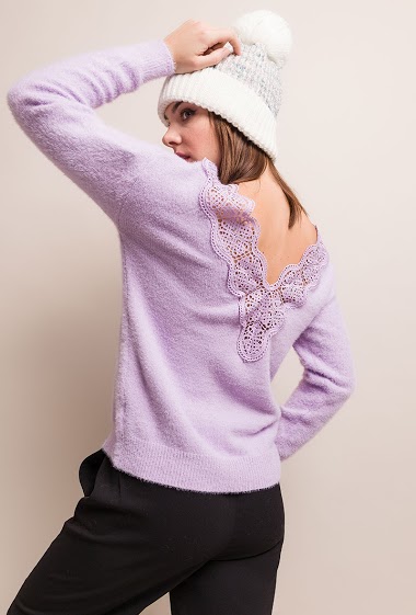 Reversible sweater. The model measures 175cm, one size corresponds to 10/12(UK) 38/40(FR). Length:63cm