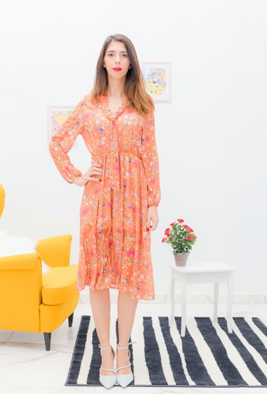 Flower print dress. The model is 175cm tall and wears a S. Length: 110cm