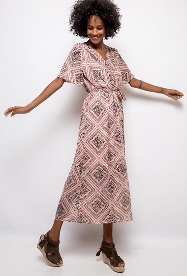 Dress with ethnic pattern. The model measures 175cm and wears T1=8(UK)/36(FR). Longueur:130cm
