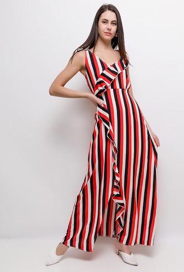 Dress with stripes, ruffles. The model measures 175cm and wears S. Length:145cm